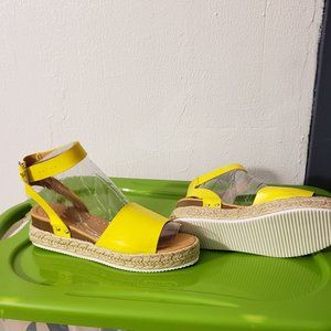 Ladies yellow sandals